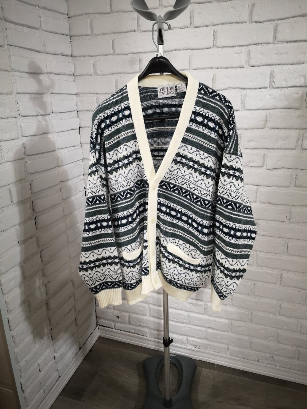Vintage Tip Top Tailors Men's Size Small Made in Canada Button Front Cardigan